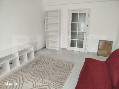 Apartament 3 camere, 65 mp, zona Tractoru