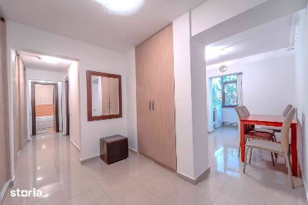 Apartament 3 camere decomandat, renovat integral - Constanța, Str. Sălciilor nr 19 - proprietar