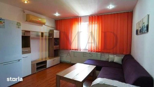 De închiriat - un apartament simplu, într-o zonă î