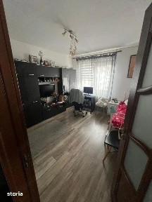 Apartament cu 3 camere, 59 mp, parcare, zona Terra