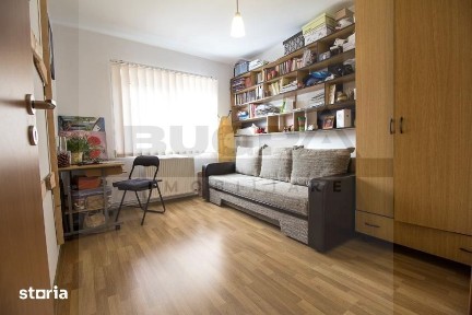 Apartament de 3 camere, decomandat, 2 parcarii, zona Minerva