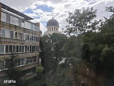 închiriez ap 2 camere Podgoria et 2