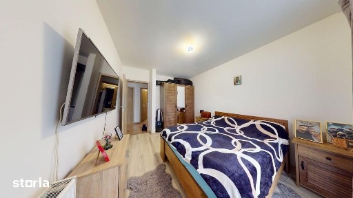 Ap modern cu 3 camere si balcon mare, loc de parcare inclus, zona buna