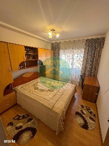 DE VÂNZARE -Apartament 3 camere, zona centrala