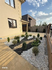 CASA INSIDIVUALA - SUPERBA - PISCINA INCALZITA - ZONA EXCELENTA