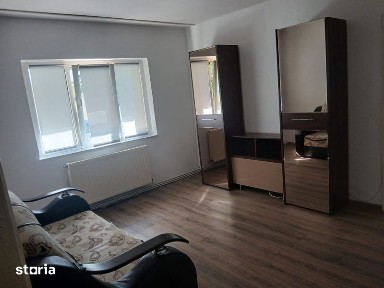 Inchiriez apartament 2 camere