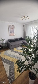 Zona Catedralei-apartament semidecomandat cu 3 camere