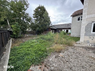 Casa cu teren de 970 mp de vanzare in Nasaud - oportunitate de invest