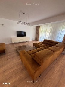 vila lux/4 camere/Jollie Ville Tunari/cartierul Gama Delta/nou renovat
