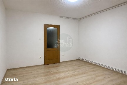 Garsoniera cu o camera in zona Broscarie