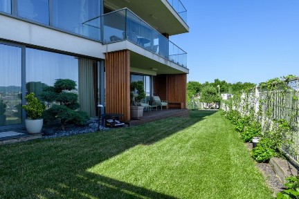 Apartament premium 2 camere | 70 mp | Grădină privată | Panoramă spectaculoasă | Garaj