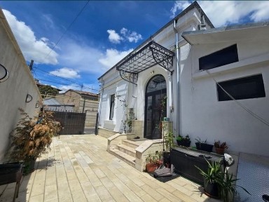 Vând casa central P+M/ IN RATE /1An Sau schimb cu imobil în B/ CT