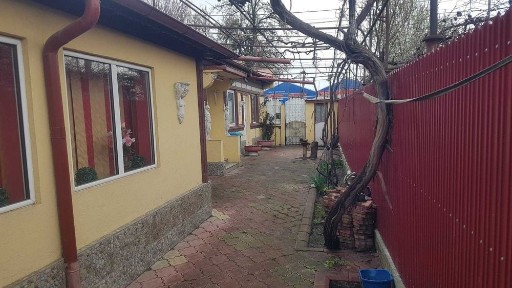 Vând URGENT casã Chercea şos Baldovinești