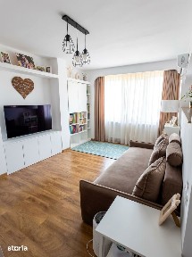 Apartament decomandat 4 camere 2 băi 2 balcoane, zona centrală