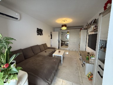 Apartament cu 3 camere, decomandat - Lipovei