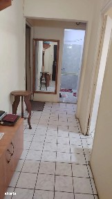 cv 184 Bd.Republicii, apartament 2 camere decomandat, etaj I