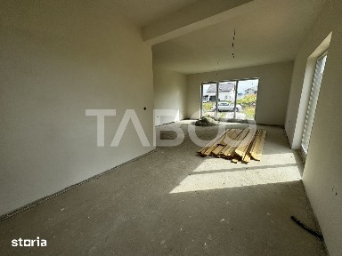 Casa individuala cu 5 camere carport si teren 478 mp Sura Mica Sibiu
