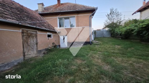 Casa individuala 3 camere, teren 800 mp, sat Rusi, Sibiu
