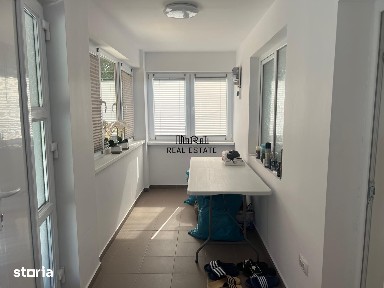 Casa renovata cu teren si anexe in Birtin