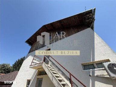Apartament 3 camere in vila, curte, zona centrala Breaza, Prahova