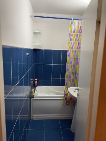 Vând garsonieră în Sânmartin