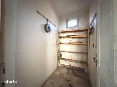 Casa individuala + 2 anexe, 99 mp, pe teren de 387 mp - renovabil - Ce