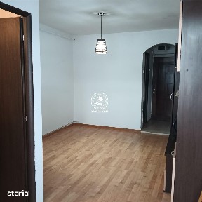 Garsoniera de vanzare in Galata etaj intermediar