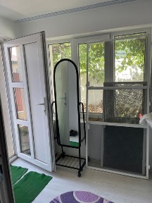 PROPRIETAR vând casă ultracentral în Tecuci 3 camere