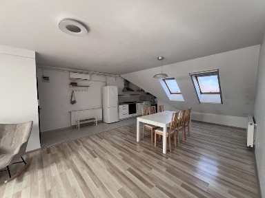 Apartament 3 camere, 83 mp + parcare subterană | Florești, zona Florilor