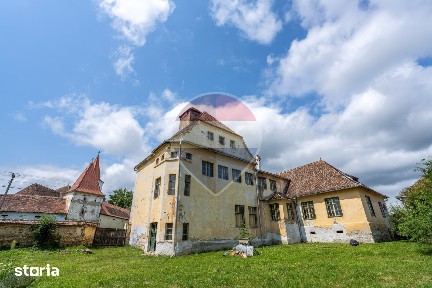 Fostă școală săsească semnată de Fritz Balthes - Bruiu, Sibiu