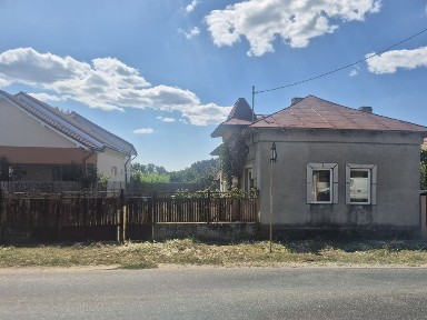 Vând casa in Slatioara