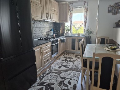 Vand apartament 3 camere