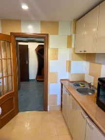 Inchiriez apartament 2 camere zona ultracentral