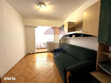 Apartament spatios 3 camere Etaj 1 BRÂNDUȘELOR-BRASOV