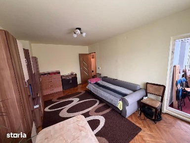 Apartament 3 camere decomandat 70 mp Crângului + Garaj