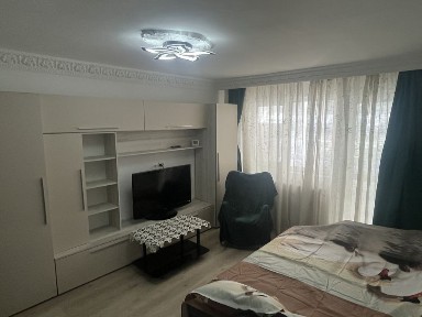 Apartament 2/3 camere langa universitate zona ciresica