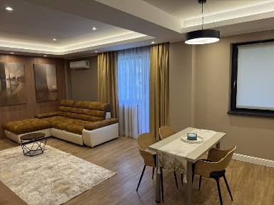 Propietar inchiriez apartament 3 camere