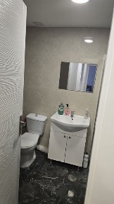 inchiriez apartament 4 camere