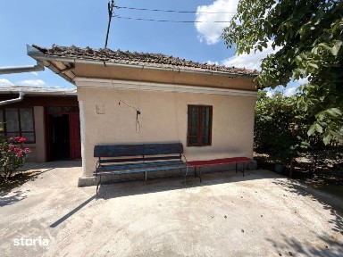 Casa de vanzare, 115 mp, teren 700 mp, zona Leu