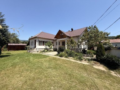 Casa De Vanzare Leresti Arges