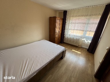 INCHIRIEZ apartament 3 camere decomandat, zona Turnisor