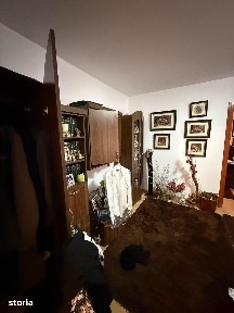 Vand apartament cu 2 camere et 1