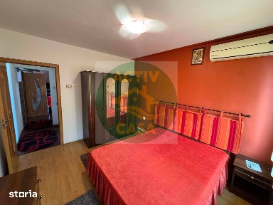 DE VÂNZARE - APARTAMENT CU 3 CAMERE Zona Dna Pop