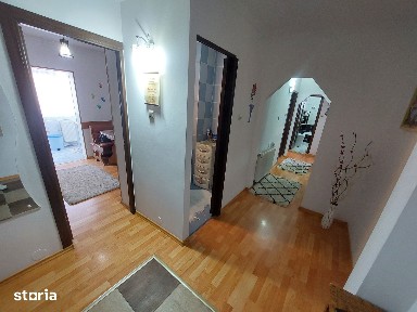 Vand Apartament 3 Camere ETAJ 1 zona ZERO Casa Cultura