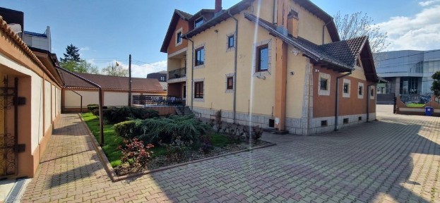 Vilă premium 350 mp de închiriat - ideal clinică, birouri, centru educațional