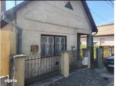 Vânzare casa cu teren, com. Vanatori, jud. Mures Licitatie 16.09.2026