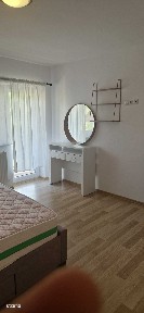 Casa de inchiriat 3 camere singur in curte zona Tilisca