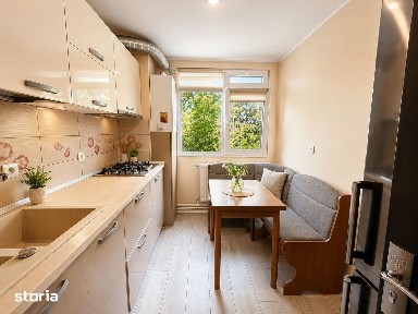 Apartament 2 camere de închiriat - Micro 16 | Centrală | AC | Mobilat