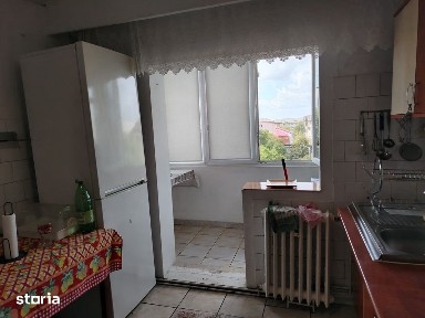 cv 186 Oituz, apartament 2 camere decomandat