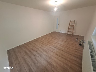 Str. Macului (zona Carrefour)-ap. 2 camere, decomandat, recent finisat